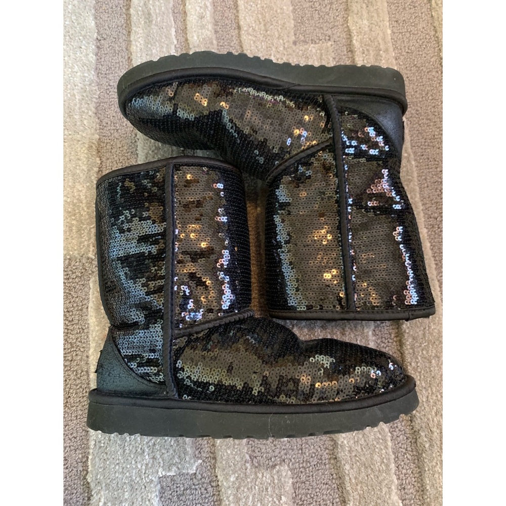 Black Sparkly Ugg Boots